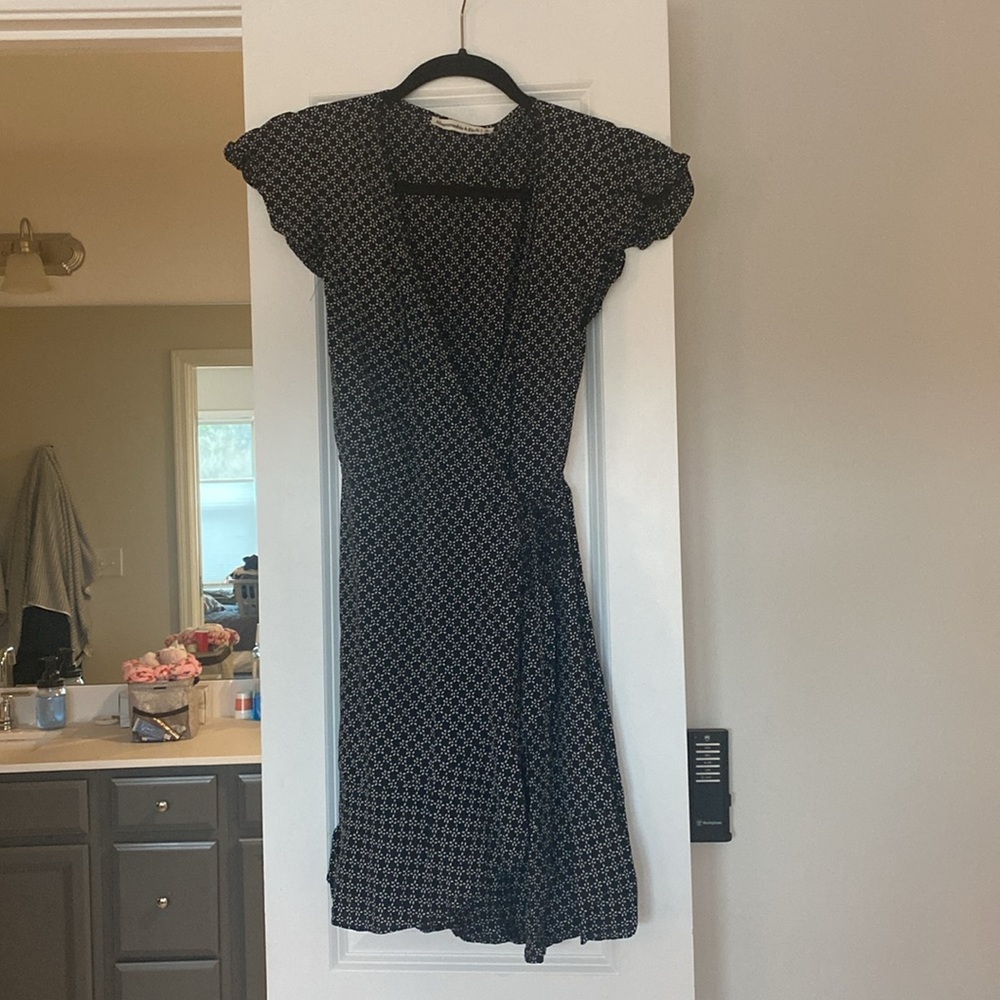 Abercrombie wrap dress - Picture 4 of 8